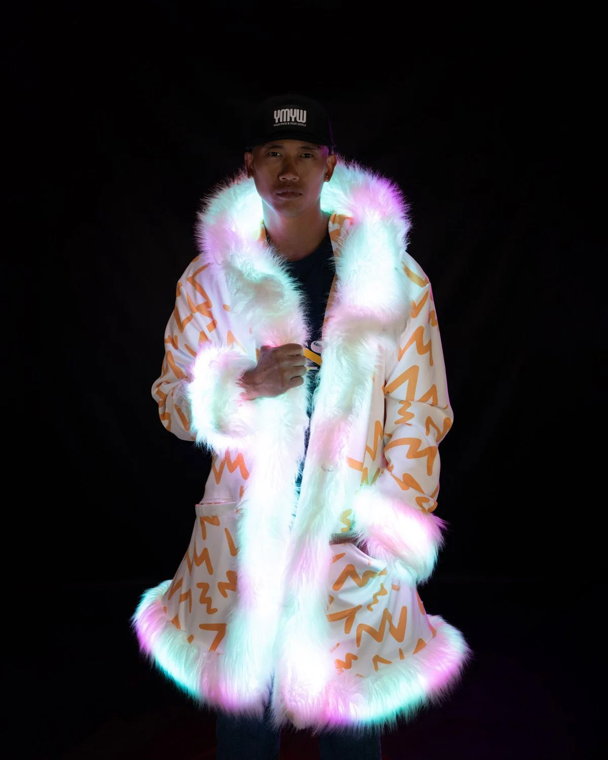 party-light_up-led-faux-fur-coat